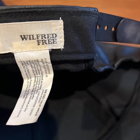 Pleather Ballcap - Picture 4 of 4